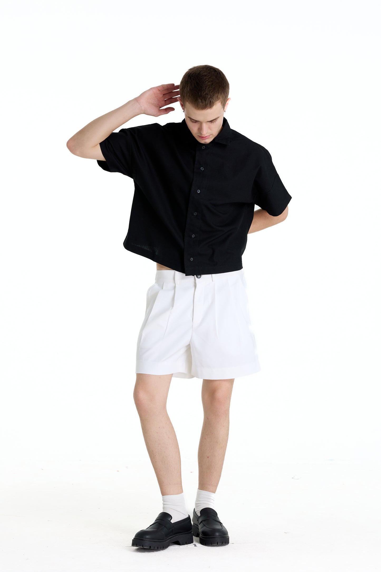 BONJOUR MADAME LINEN BLACK CROP SHIRT