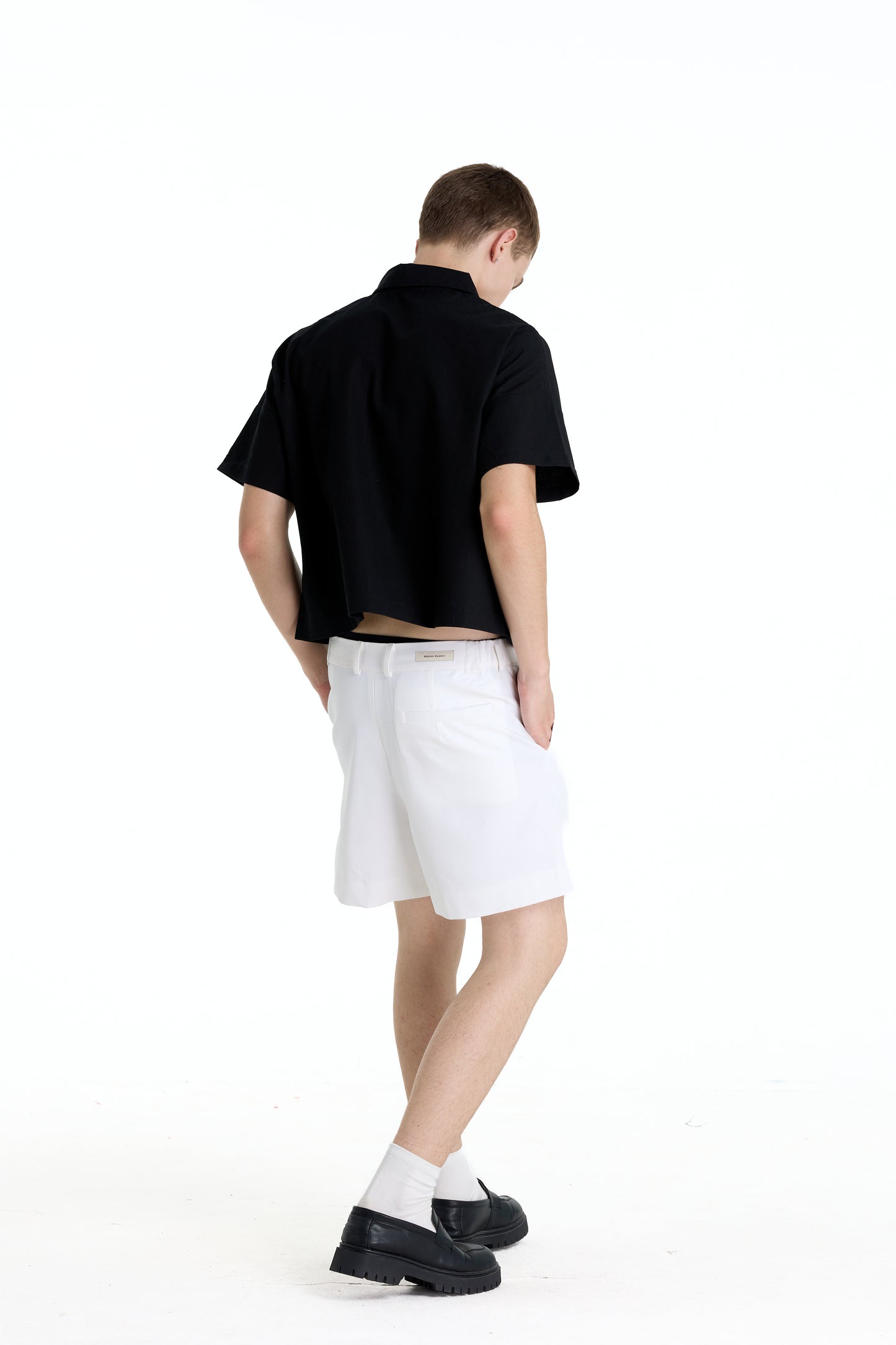 BONJOUR MADAME LINEN BLACK CROP SHIRT