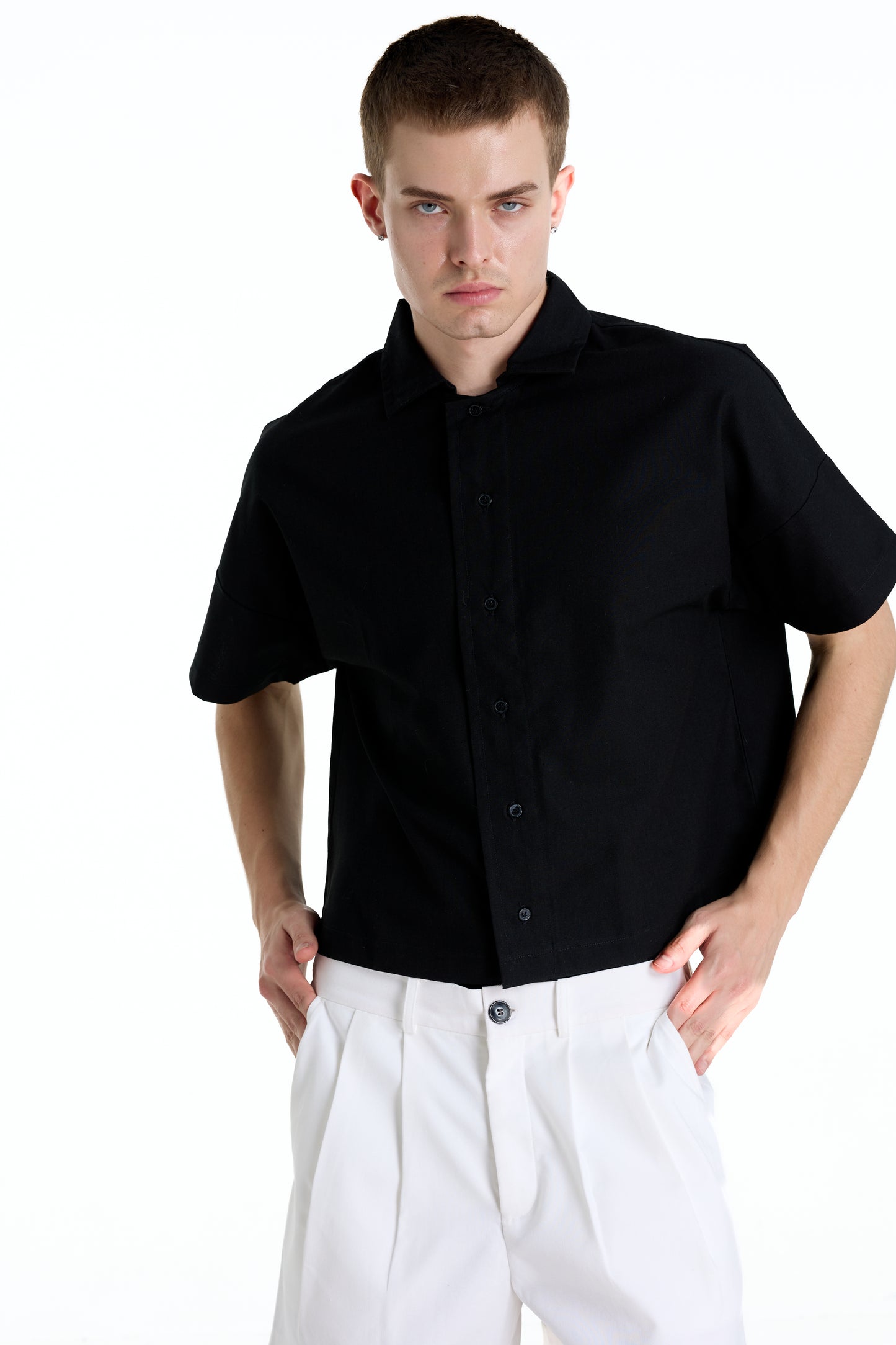 BONJOUR MADAME LINEN BLACK CROP SHIRT