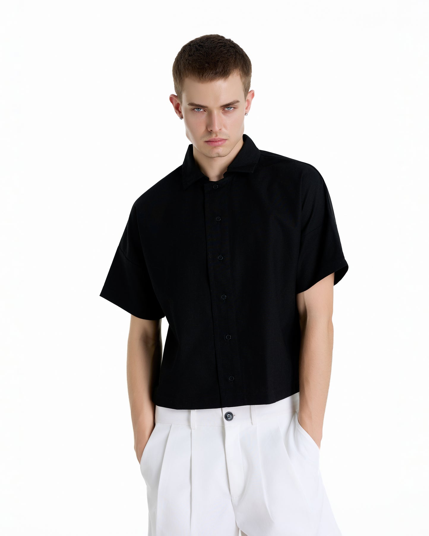 BONJOUR MADAME LINEN BLACK CROP SHIRT