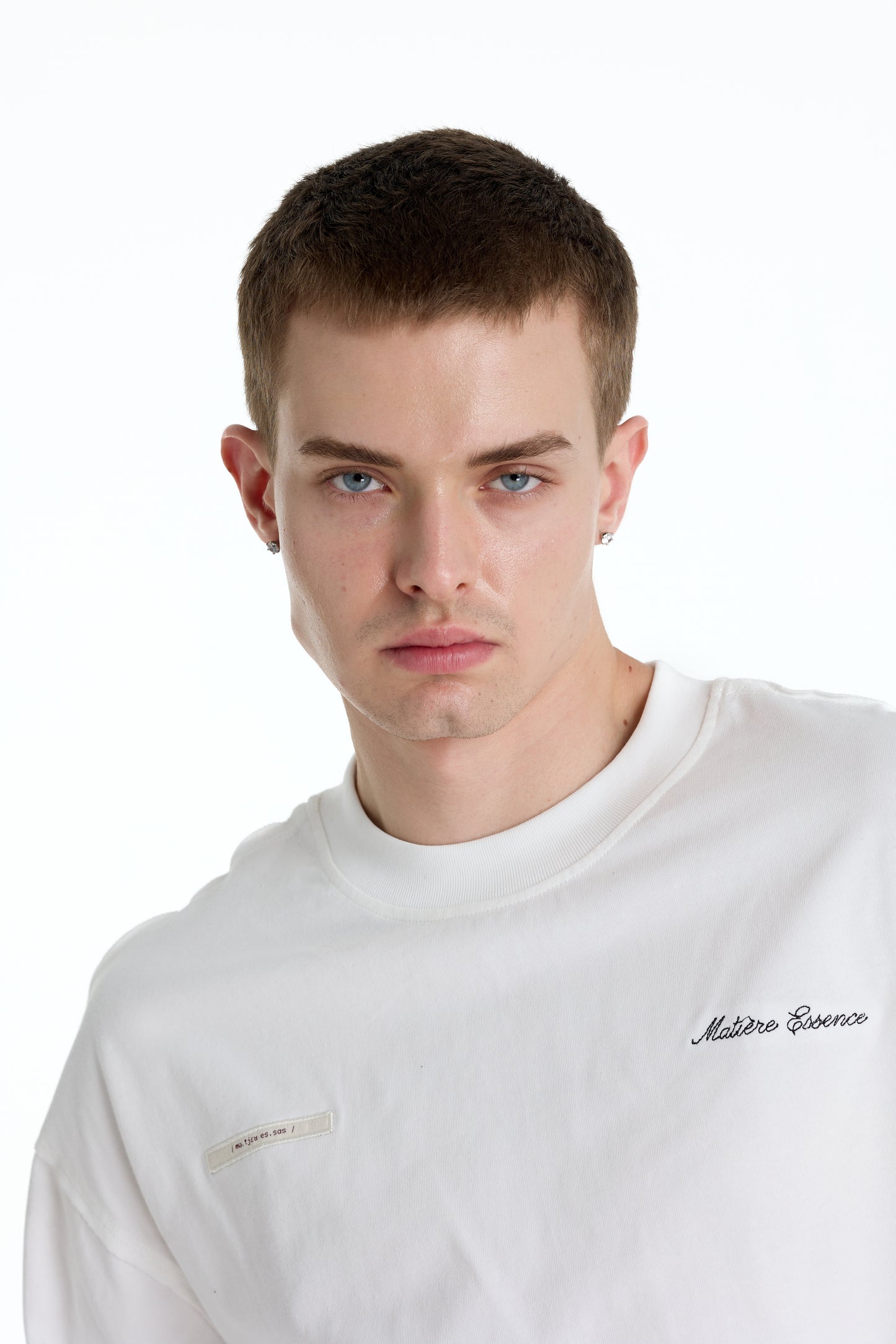 ME EMBROIDERY LONGTEE WHITE