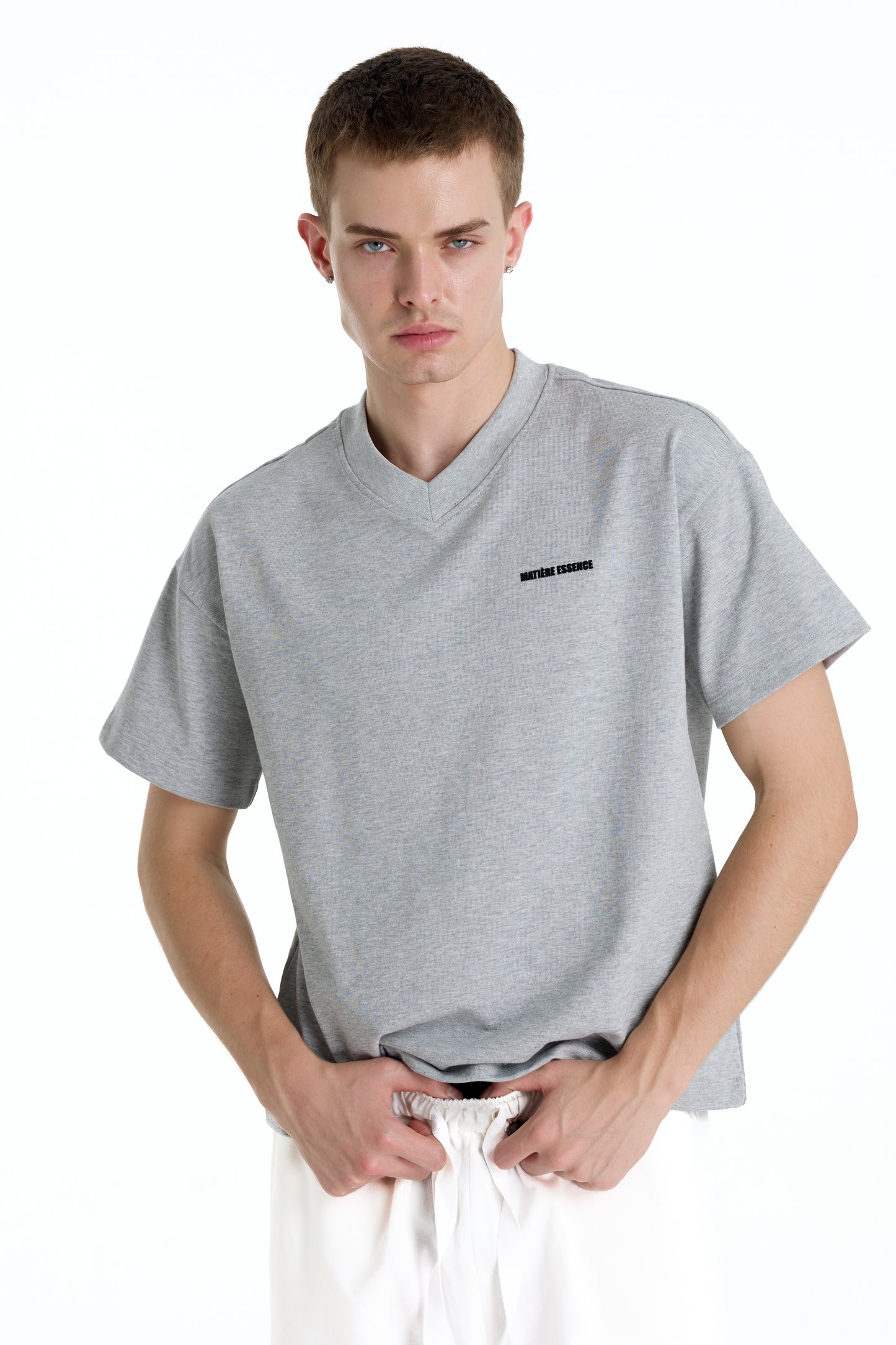 V-NECK VELVET PRINTED GREY TEE