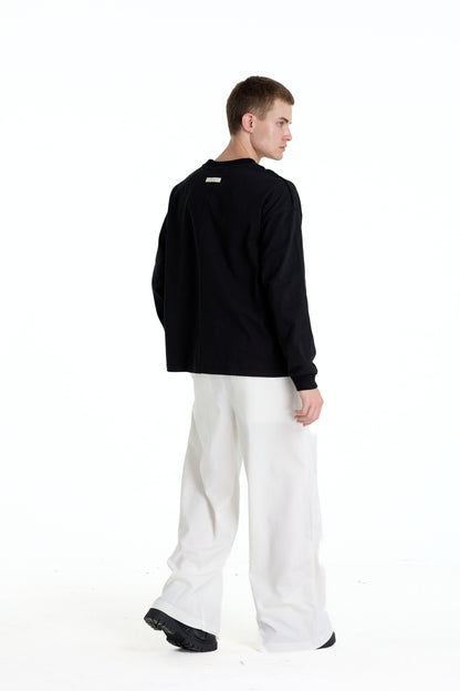 ME EMBROIDERY LONGTEE BLACK