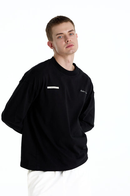 ME EMBROIDERY LONGTEE BLACK