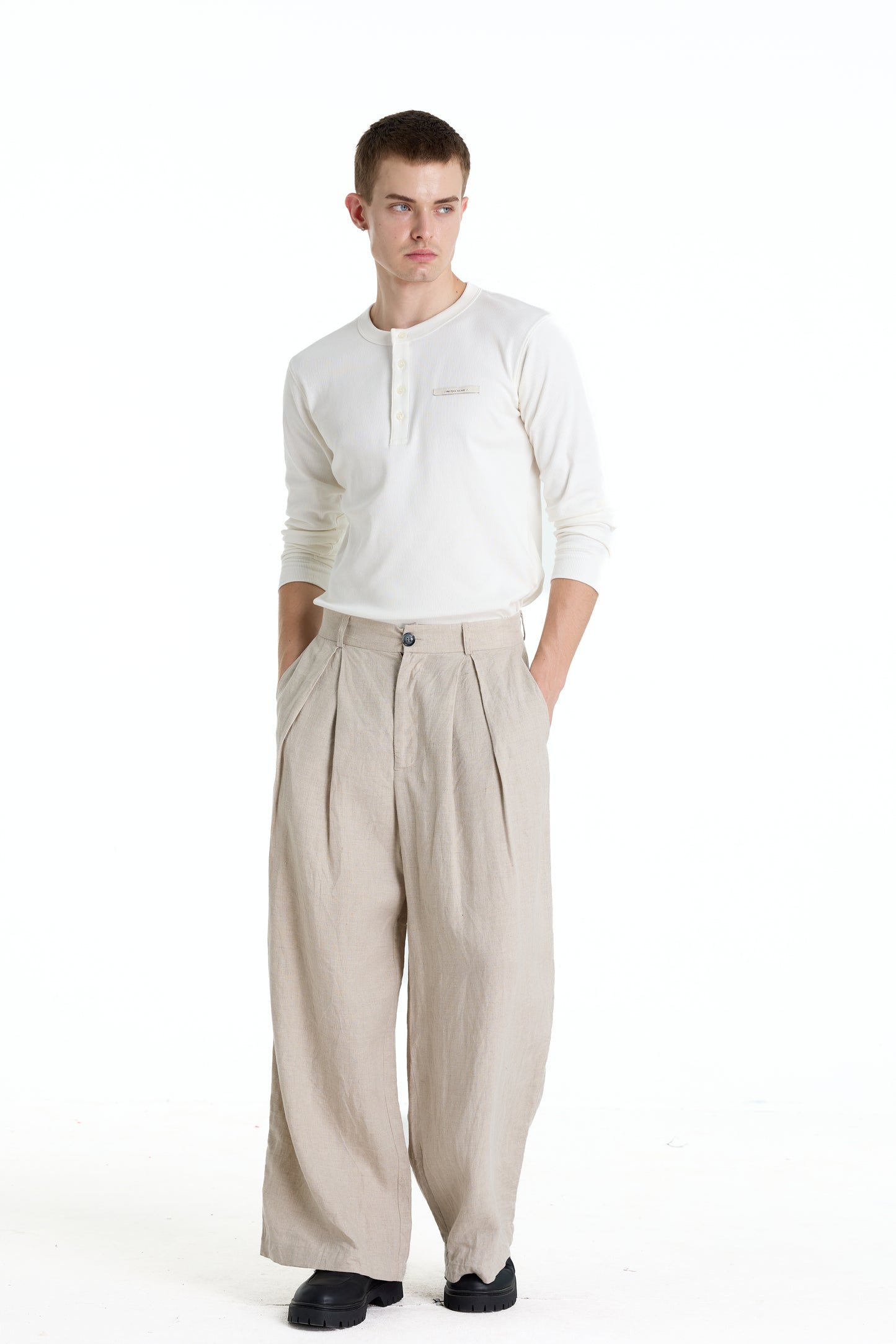 RIBBINORI MILKY WHITE LONG-SLEEVED