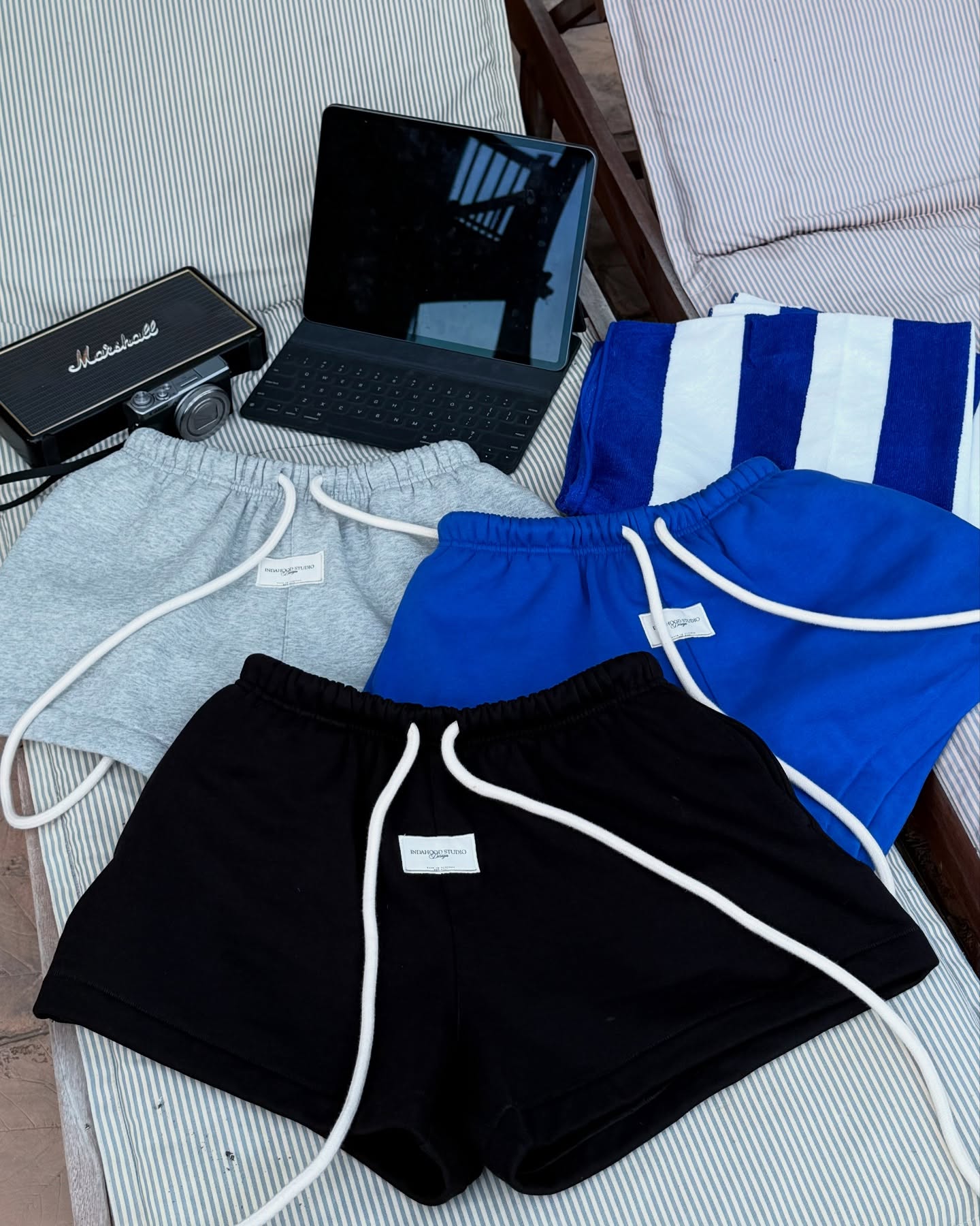 IDH SIGNATURE BLACK SWEATSHORTS