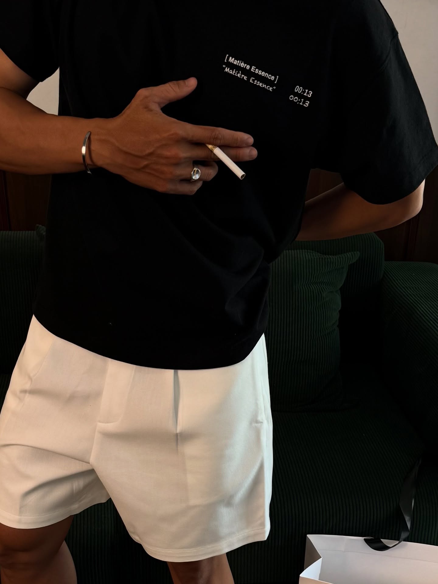 0013 MATIERE BLACK TEE