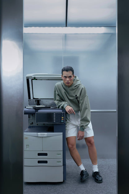 DOCUMENT COVER OLIVE HOODIE