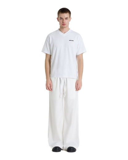 V-NECK VELVET PRINTED WHITE TEE