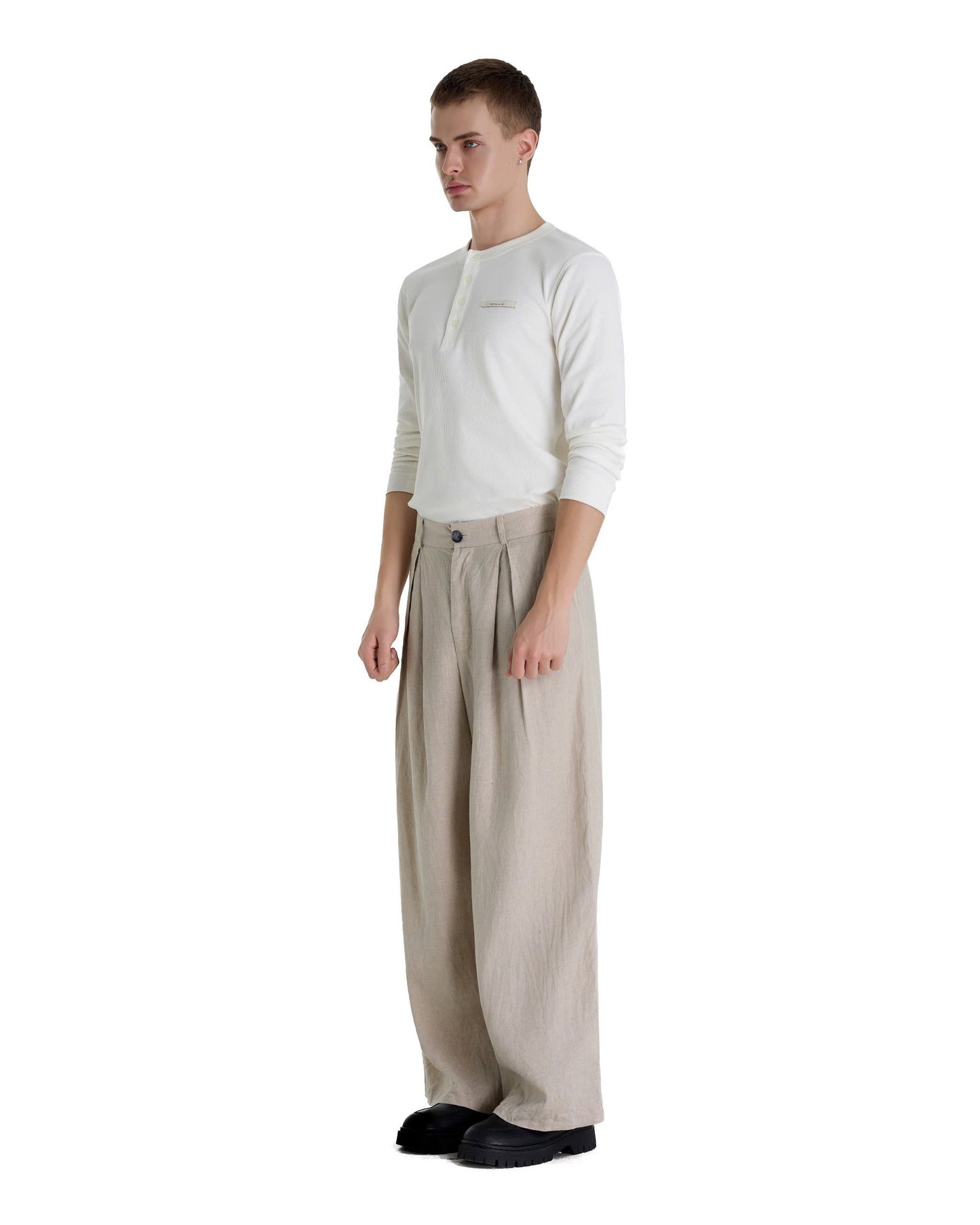 RIBBINORI MILKY WHITE LONG-SLEEVED